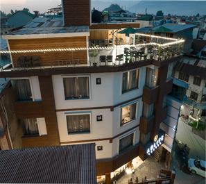 hotel adlife luxury, srinagar